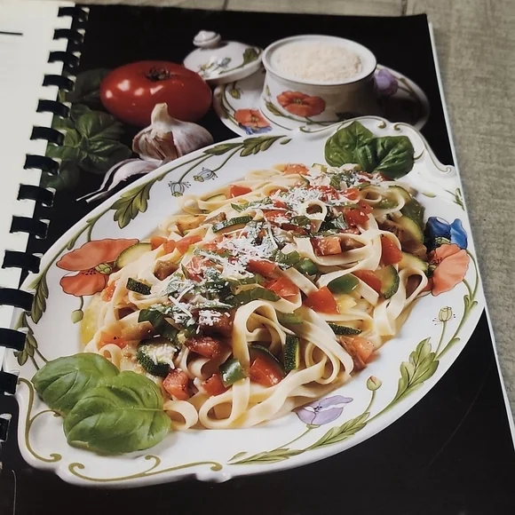 LIGHT AND EASY FOR TWO COOKBOOK 1991 - Picture 6 of 8